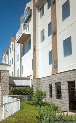 Chisholm Suite Hotel Duncan Esterno foto
