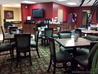 Chisholm Suite Hotel Duncan Esterno foto