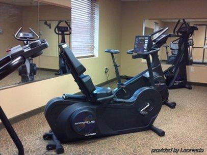 Chisholm Suite Hotel Duncan Esterno foto